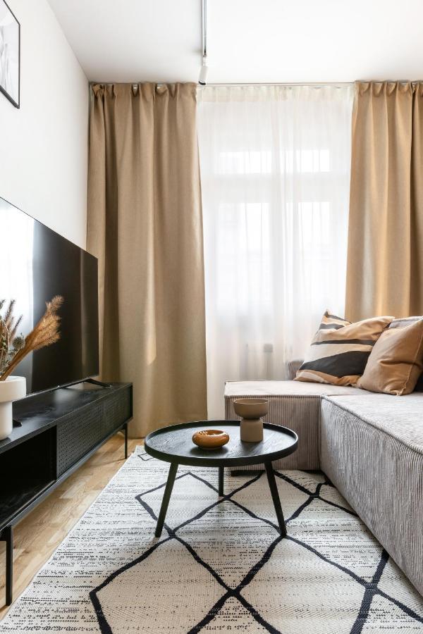 Turnkey I Republic Square Apartments Прага Экстерьер фото