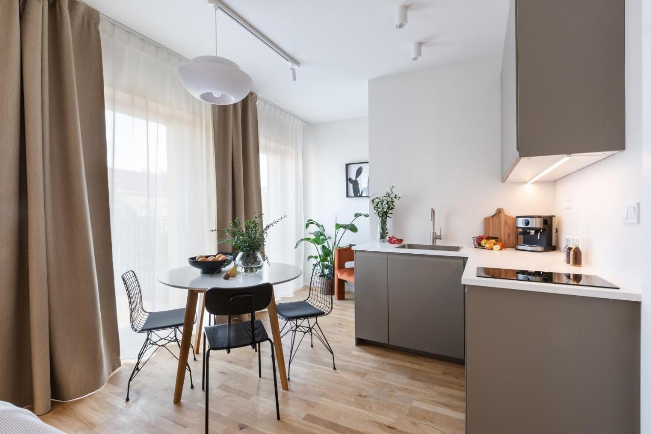 Turnkey I Republic Square Apartments Прага Экстерьер фото