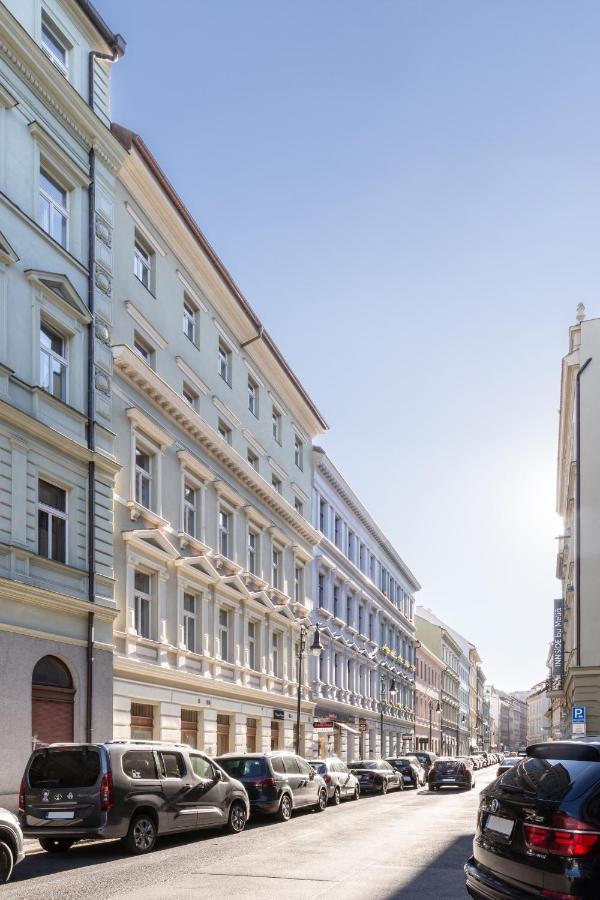 Turnkey I Republic Square Apartments Прага Экстерьер фото