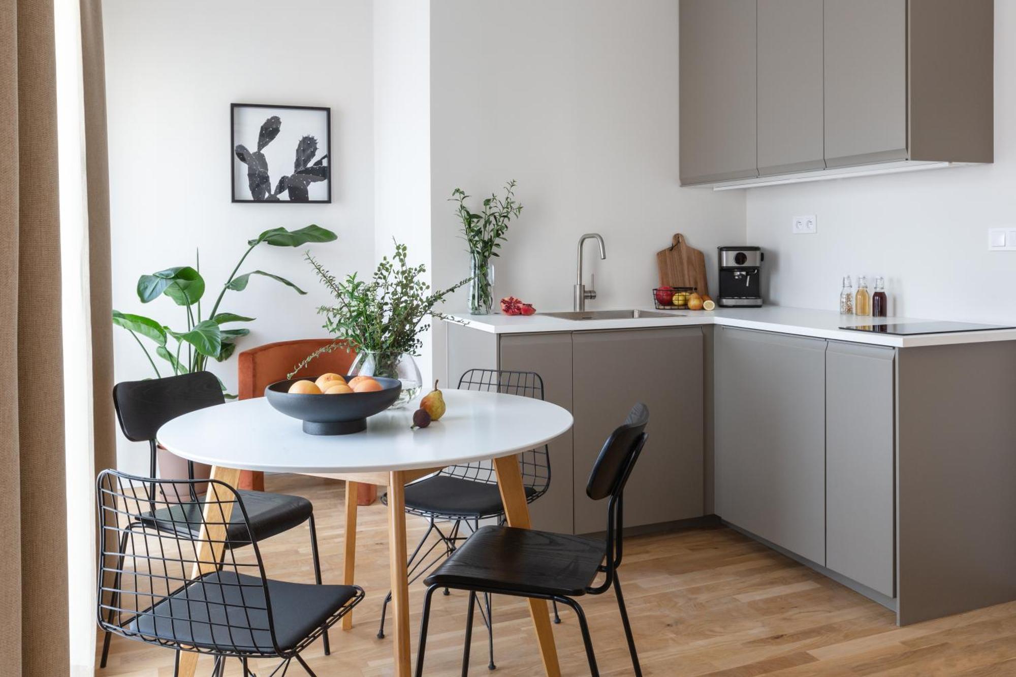Turnkey I Republic Square Apartments Прага Номер фото